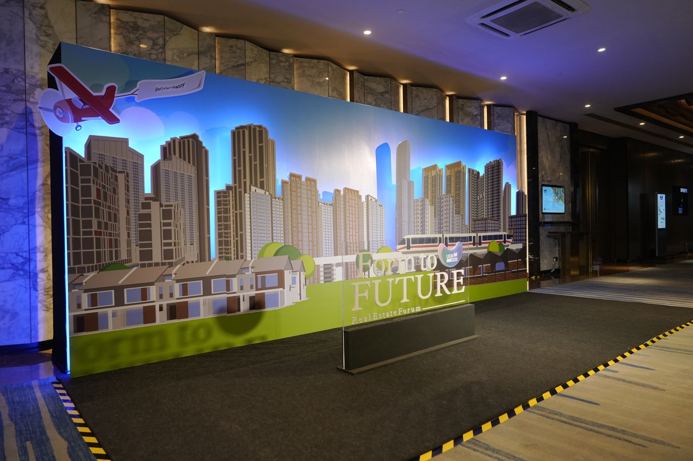 Illustrated city backdrop wall