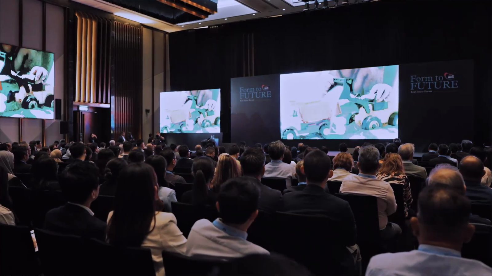 The hall during a session